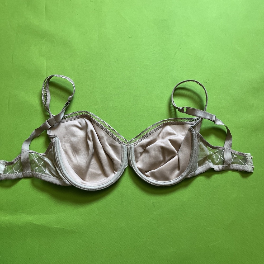 32DDD Chantelle 2596 France Graphie Seamless Underwire Beige‎ Nude Bra - Picture 2 of 3